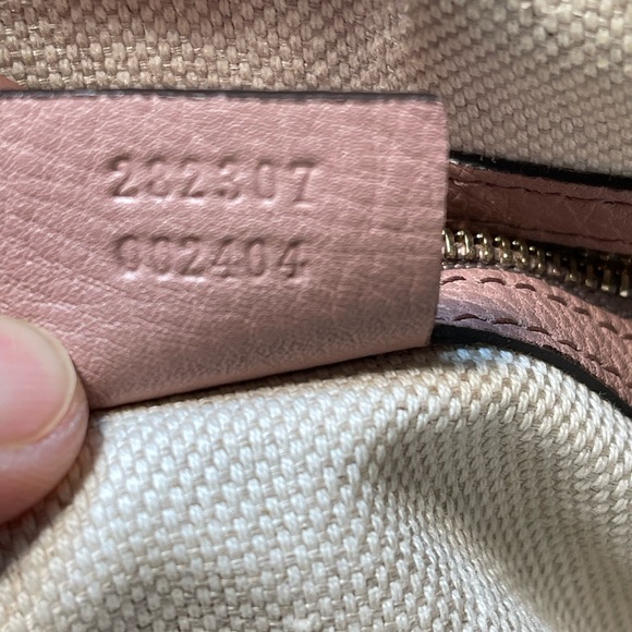 Gucci Pink Pebbled Leather Soho Tote Bag - Picture 12 of 16